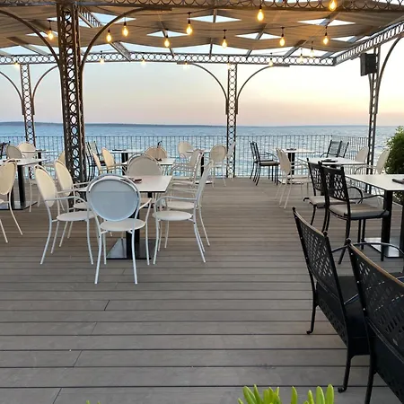 Infinity Tatil Evi *