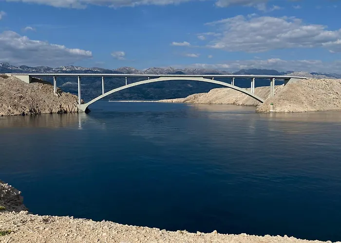 Infinity Dom wakacyjny Mandre